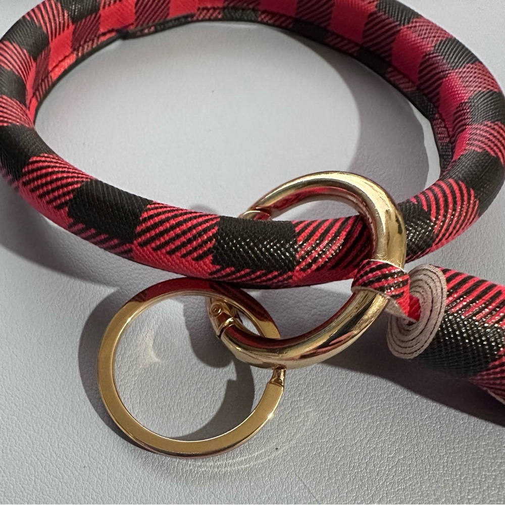 Plaid Keychain Bracelet with Tassel - Picture 4 of 6